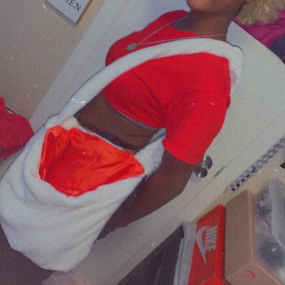 White Fluffy big tote bag - Picture 5 of 7